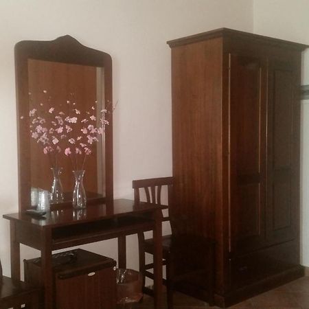 Hotel La Pendola Ozzero Δωμάτιο φωτογραφία
